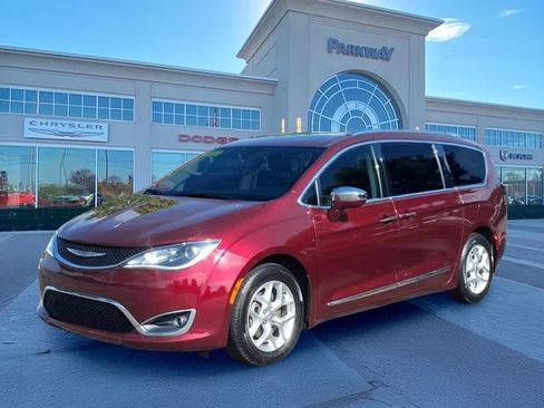 Certified 2020 Chrysler Pacifica Limited FWD image 1