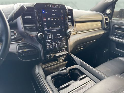 Used 2020 RAM 2500 Limited image 17