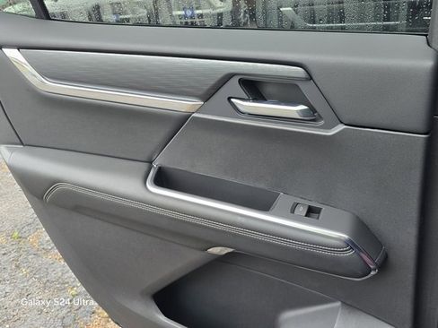 New 2025 GMC Acadia Elevation w/ Elevation Premium Package image 18