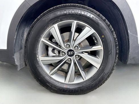 Used 2019 Hyundai Santa Fe FWD image 33