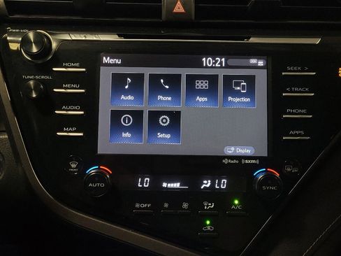 Used 2020 Toyota Camry XSE FWD image 25