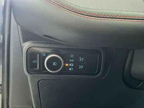 Used 2025 Ford Explorer ST AWD/4WD image 10