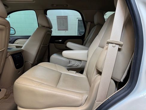 Used 2013 GMC Yukon Denali image 16