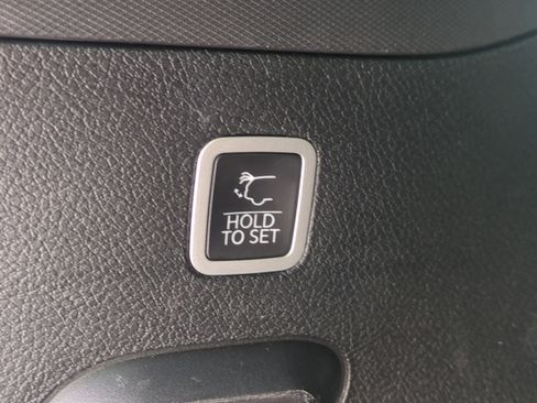 Used 2022 Jeep Wagoneer Series II image 6