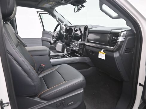 New 2026 Ford F250 Lariat w/ Chrome Package AWD/4WD image 24