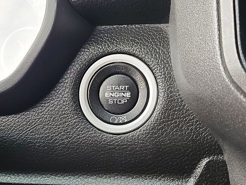 Used 2022 RAM 2500 Tradesman image 24