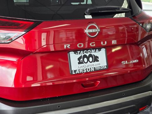 Used 2023 Nissan Rogue SL w/ SL Premium Package AWD/4WD image 12