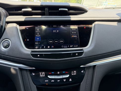Used 2024 Cadillac XT5 Luxury FWD image 21