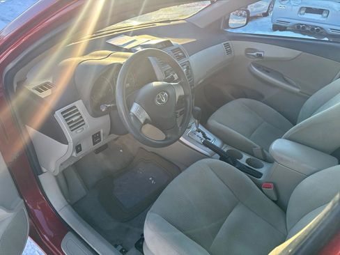 Used 2012 Toyota Corolla LE FWD image 9