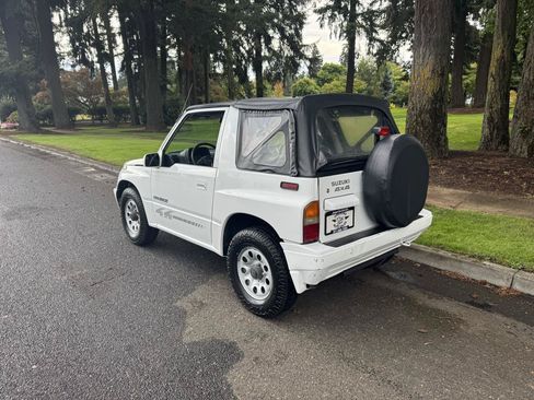 Used 1995 Suzuki Sidekick JX AWD/4WD image 3