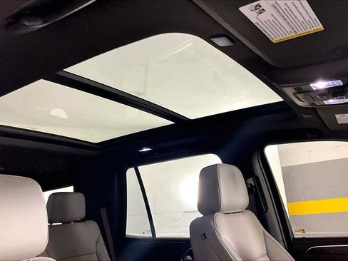 Used 2024 Chevrolet Tahoe LT w/ Luxury Package image 13