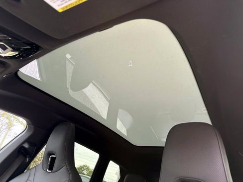 Certified 2024 BMW iX xDrive50 w/ Luxury Package image 22