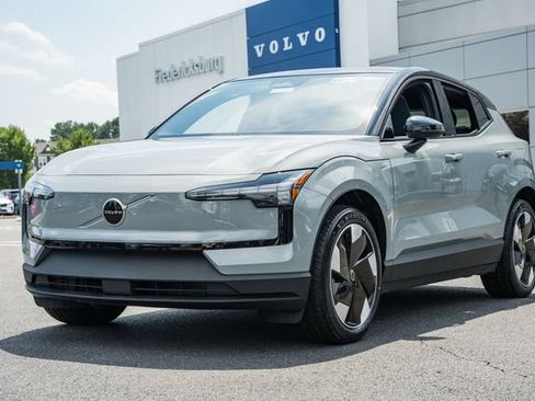 New 2026 Volvo EX30 Plus w/ Protection Package Premier AWD/4WD image 3