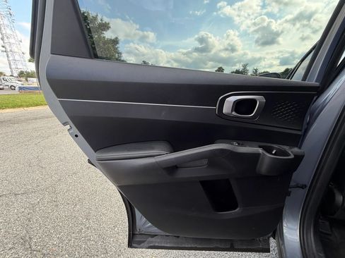 Used 2021 Kia Sorento S w/ Panoramic Sunroof Package AWD/4WD image 28