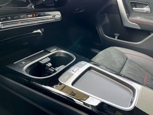 Used 2025 Mercedes-Benz CLA 250 4MATIC image 38