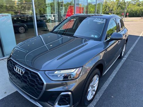 Certified 2023 Audi Q5 2.0T Premium w/ Convenience Package AWD/4WD image 16