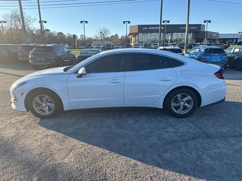 Used 2021 Hyundai Sonata SE image 4