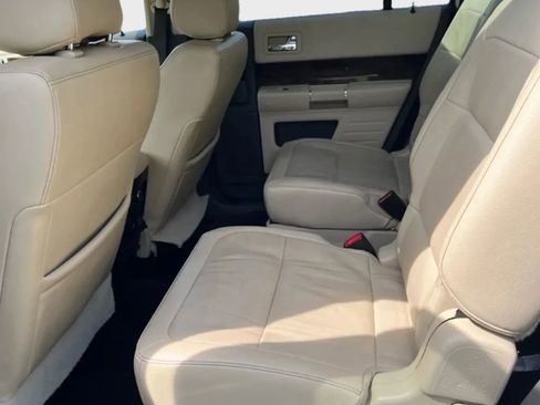 Used 2018 Ford Flex Limited w/ Equipment Group 303A AWD/4WD image 10