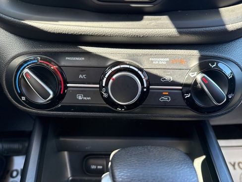 Used 2023 Kia Soul LX w/ Option Group 015 image 7