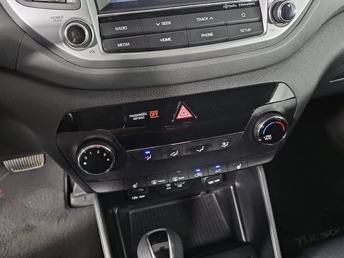 Used 2018 Hyundai Tucson SEL AWD/4WD image 20