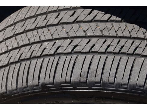 Used 2024 Subaru Solterra Limited w/ Limited Package image 11