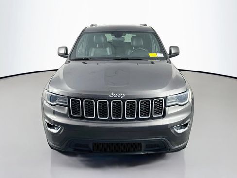 Used 2021 Jeep Grand Cherokee Laredo X AWD/4WD image 2