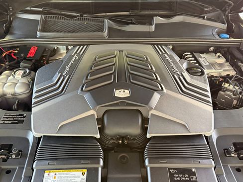 Used 2024 Lamborghini Urus S AWD/4WD image 38