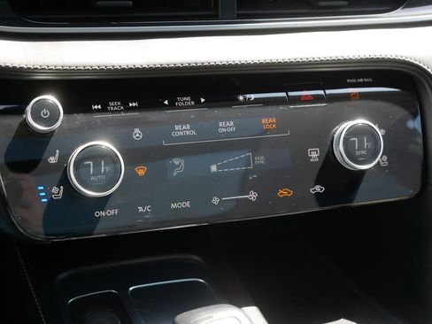 Certified 2023 INFINITI QX60 Luxe AWD/4WD image 23