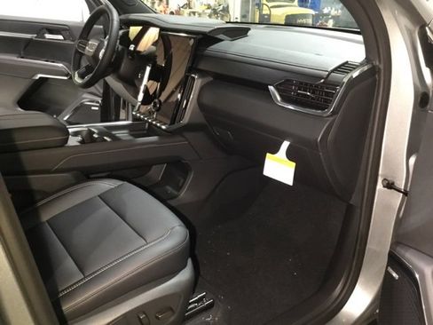 New 2026 GMC Acadia Elevation image 54