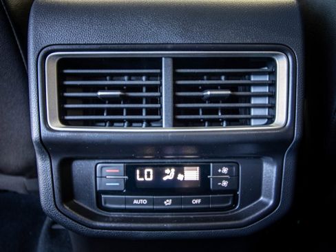 New 2026 Volkswagen Atlas SE image 48