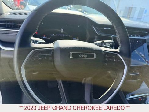 Certified 2023 Jeep Grand Cherokee Laredo w/ Luxury Tech Group I AWD/4WD image 12
