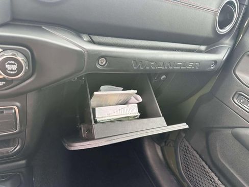 Used 2020 Jeep Wrangler Unlimited Rubicon w/ Quick Order Package 28Y Recon image 32