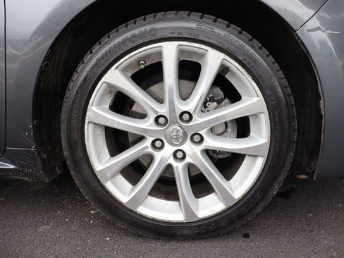 Used 2013 Toyota Avalon Limited image 45