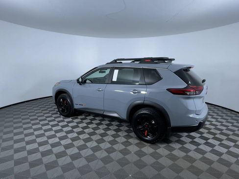 Used 2025 Nissan Rogue SV w/ Rock Creek Premium Package AWD/4WD image 6