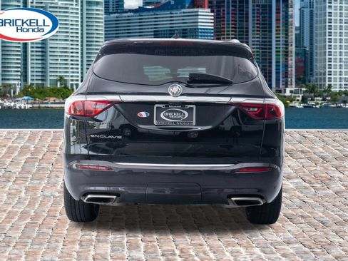Used 2024 Buick Enclave Essence w/ Technology Package FWD image 6