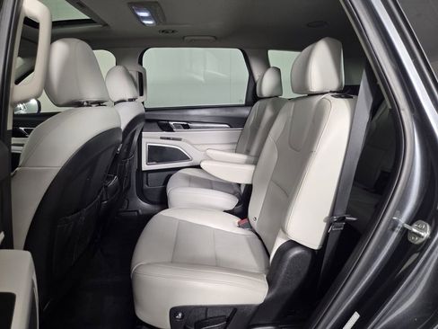 Used 2021 Kia Telluride S AWD/4WD image 24