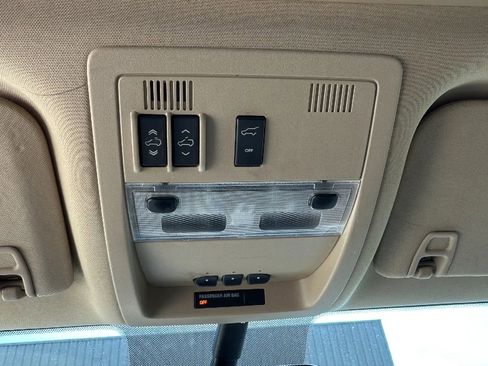 Used 2014 Chevrolet Suburban LTZ AWD/4WD image 45