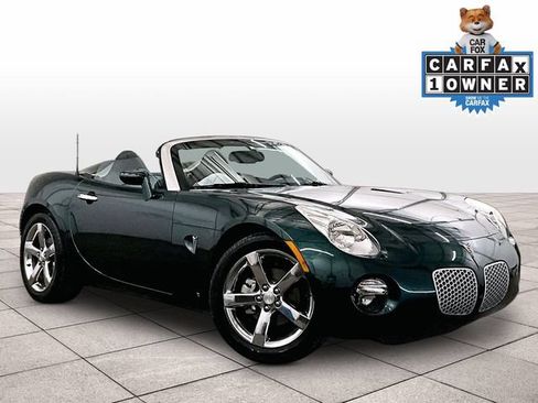 Used 2007 Pontiac Solstice Convertible w/ Premium Package RWD image 2