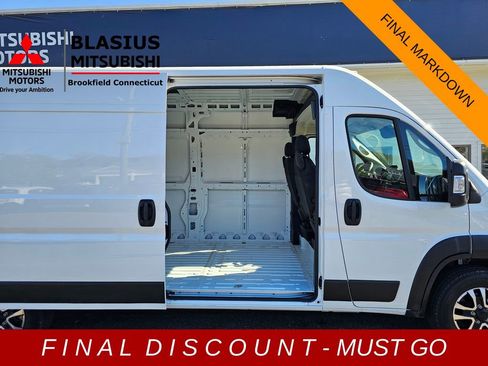 Used 2024 RAM ProMaster 3500 w/ Quick Order Package 22G SLT image 16