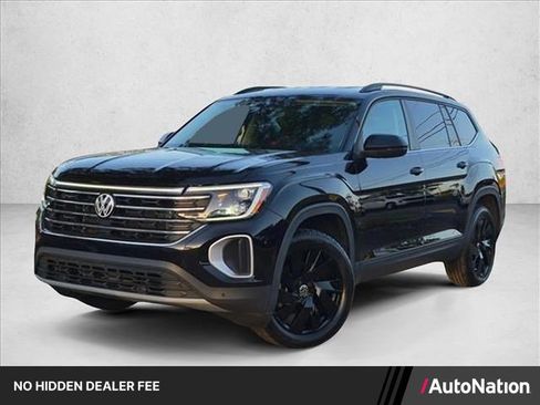 Used 2024 Volkswagen Atlas SE FWD image 1