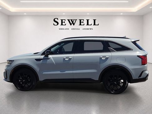 Used 2023 Kia Sorento SX AWD/4WD image 2