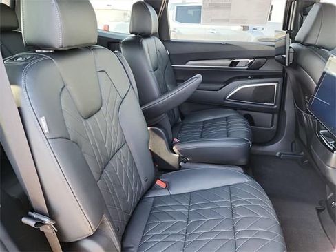 Certified 2025 Kia Telluride SX X-Line image 17