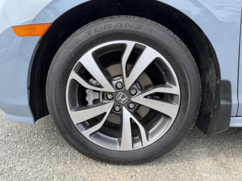 Used 2023 Honda Odyssey Touring image 9
