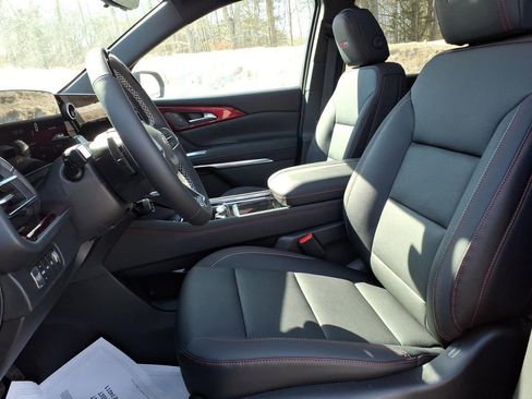 New 2026 Chevrolet Traverse Z71 w/ Enhanced Driving Package image 13