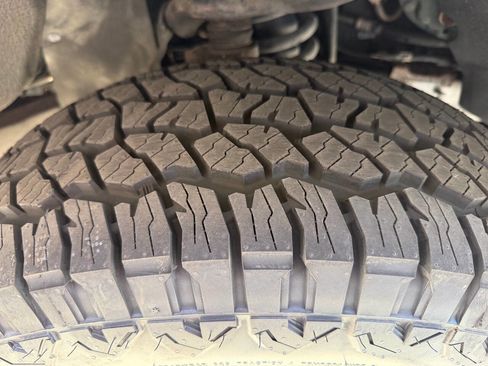 Used 2001 Toyota 4Runner Limited AWD/4WD image 28