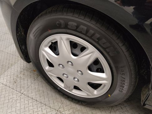 Used 2017 Ford Focus S image 31