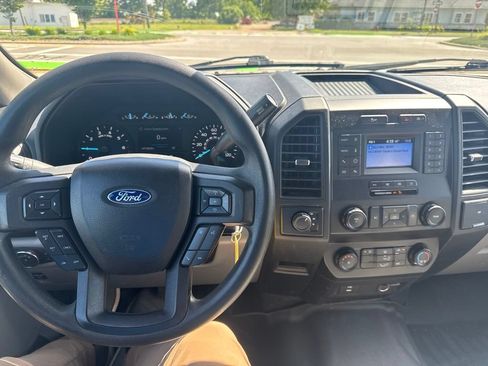 Used 2019 Ford F150 XL w/ Equipment Group 101A Mid AWD/4WD image 13