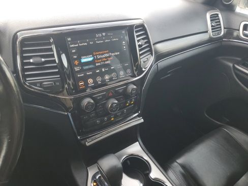 Used 2019 Jeep Grand Cherokee Limited w/ Trailer Tow Group IV image 19