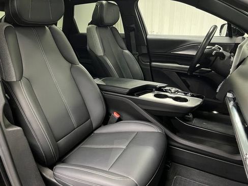 Certified 2024 Cadillac Lyriq Tech AWD/4WD image 17