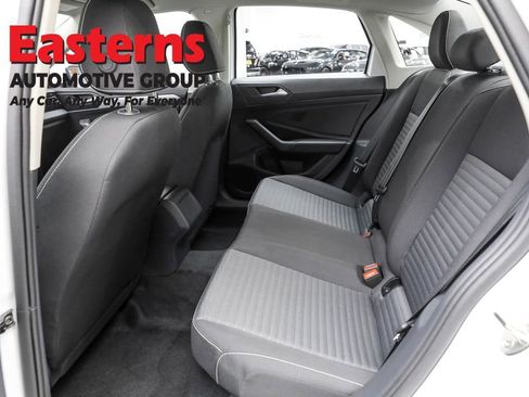 Used 2025 Volkswagen Jetta S image 21